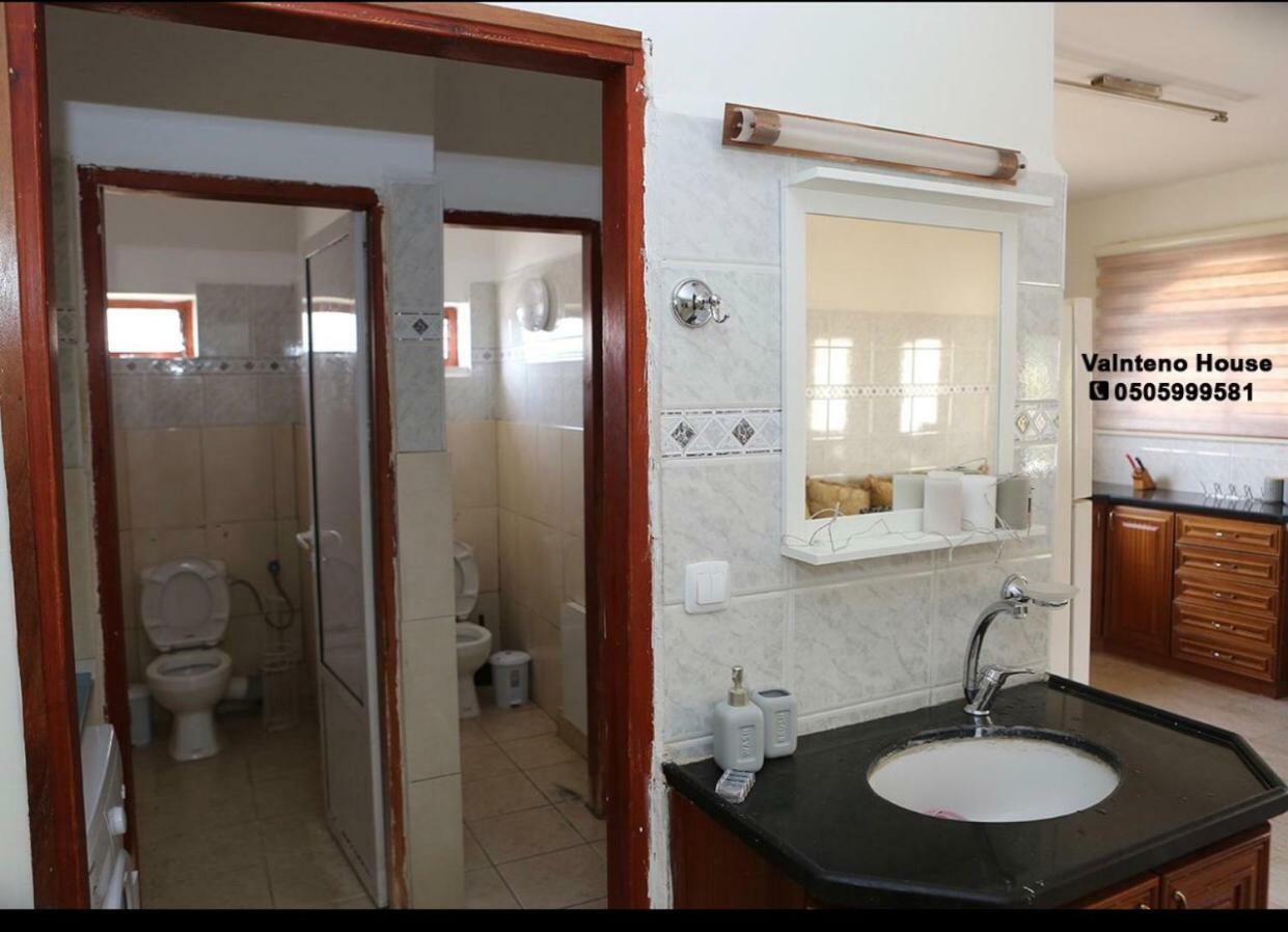 Valentine House Apartamento Deir Hanna Exterior foto