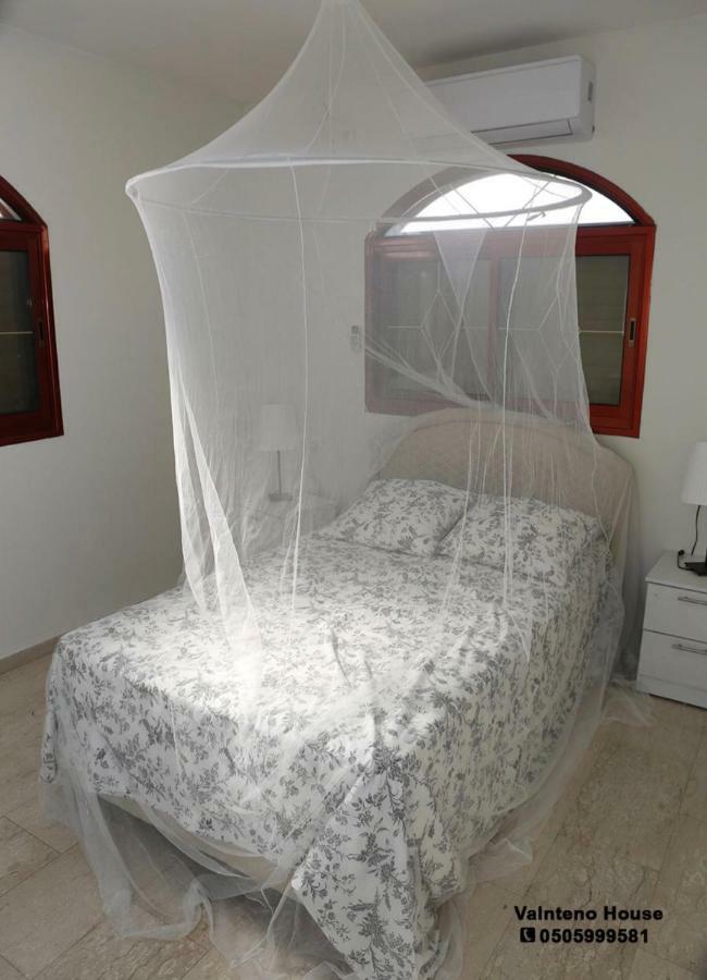 Valentine House Apartamento Deir Hanna Exterior foto