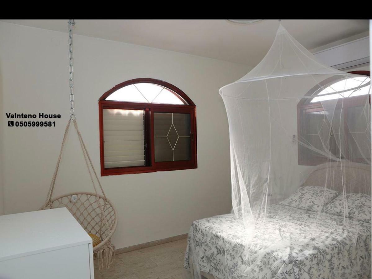 Valentine House Apartamento Deir Hanna Exterior foto