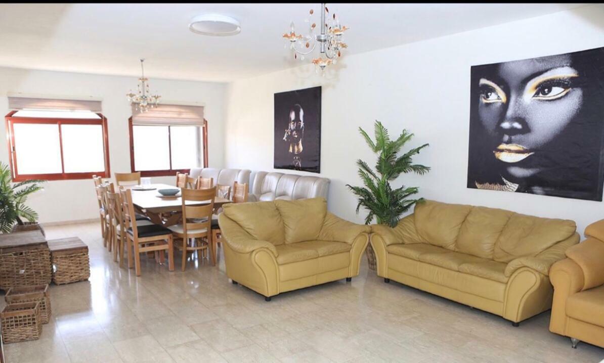 Valentine House Apartamento Deir Hanna Exterior foto